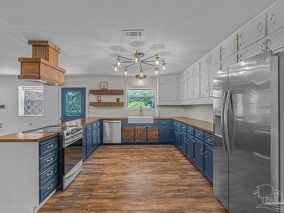 2nd image of 5812 Mimosa Ave