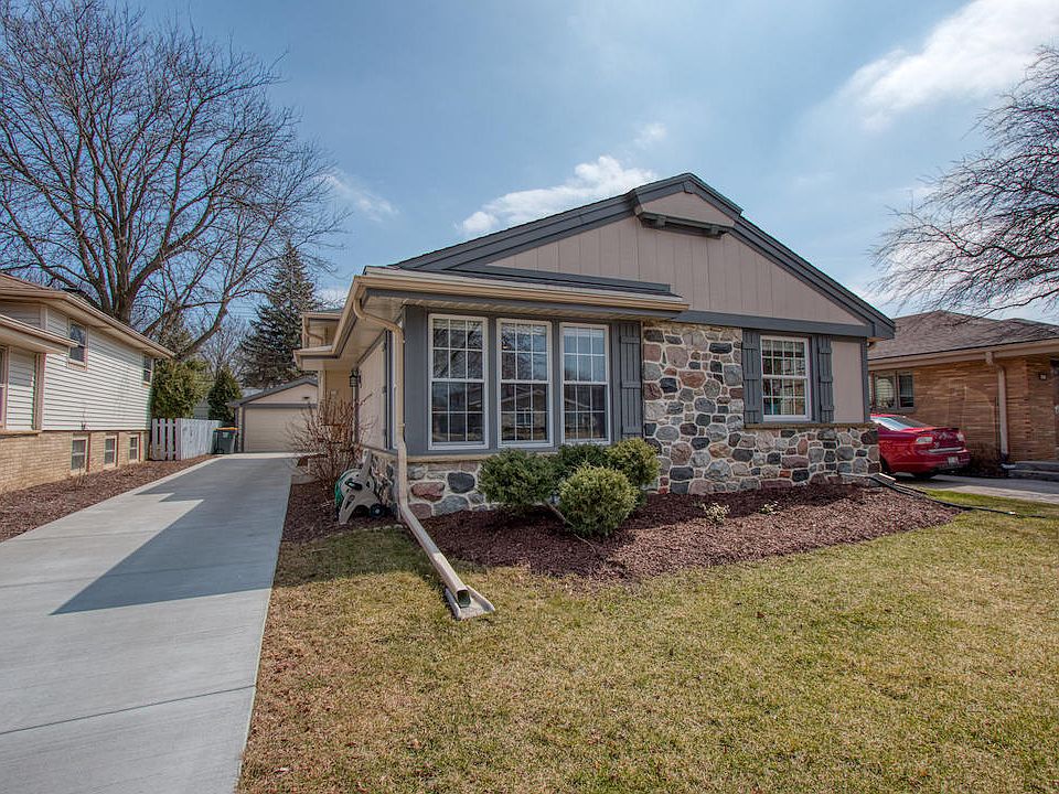 1st image of 9833 W Grantosa Dr