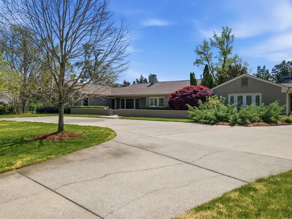 225 Hillwood Blvd, Nashville, TN 37205