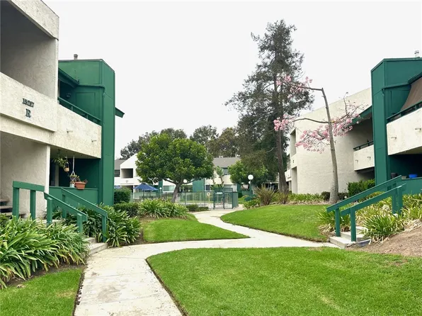 15211 Santa Gertrudes Ave #X103, La Mirada, CA 90638
