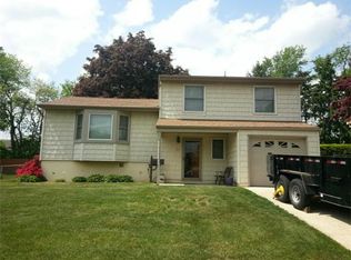 11 Outcalt Rd, Edison, NJ 08817