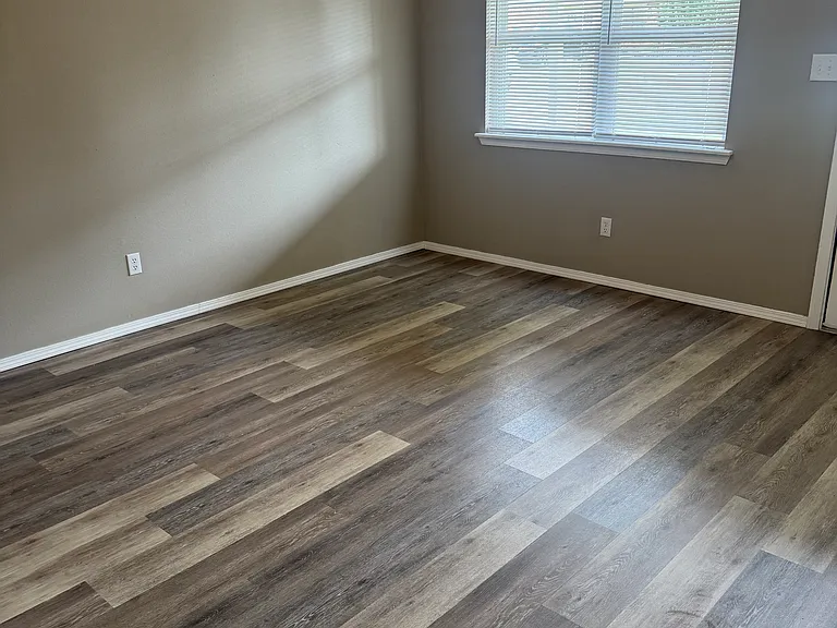 3911 James Ct — Photo 14