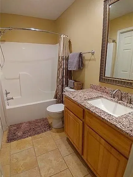 13007 Nebraska Ct — Photo 4