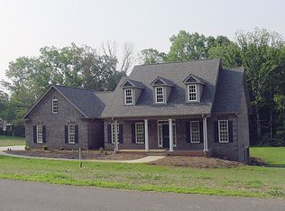 2140 Jefferson Oaks Dr, Tobaccoville, NC 27045