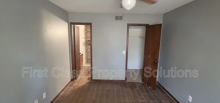 661 NW 16th St — Photo 4