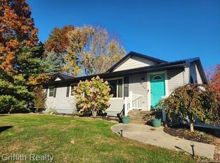 3148 Hogback Rd, Fowlerville, MI 48836