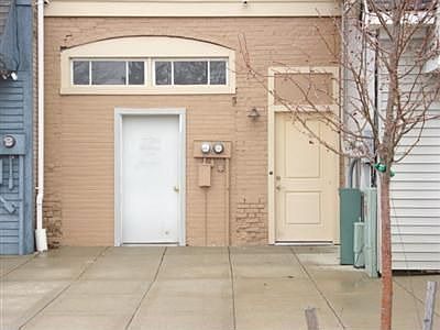 2nd image of 138 E Main Ave