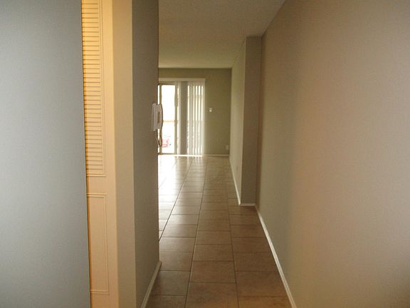4th image of 323 Obispo Ave Unit 106