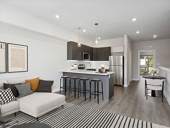 2nd image of 1328 S Harmony St #3
