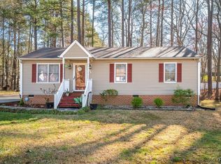2937 Forest Hills Rd, Petersburg, VA 23805