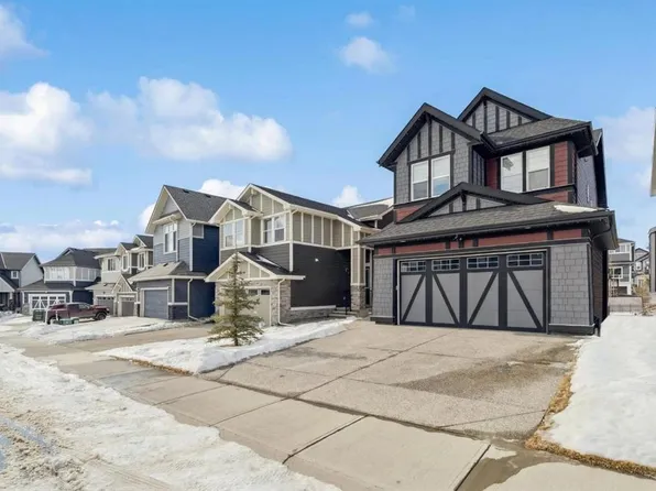 55 E Sundown Cres, Cochrane, AB T4C 2T2