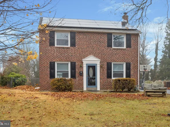 165 Netherwood Dr, Springfield, PA 19064