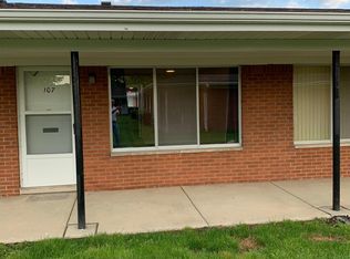 21520 Kelly Rd APT 107, Eastpointe, MI 48021