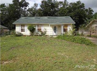 6006 Queen St, Milton, FL 32570