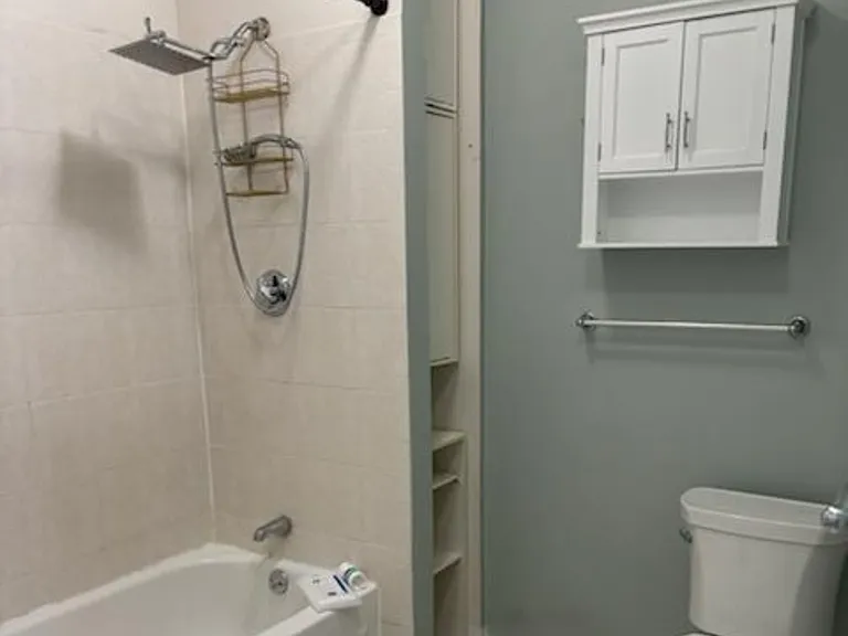 11 Bond St #2 — Photo 9