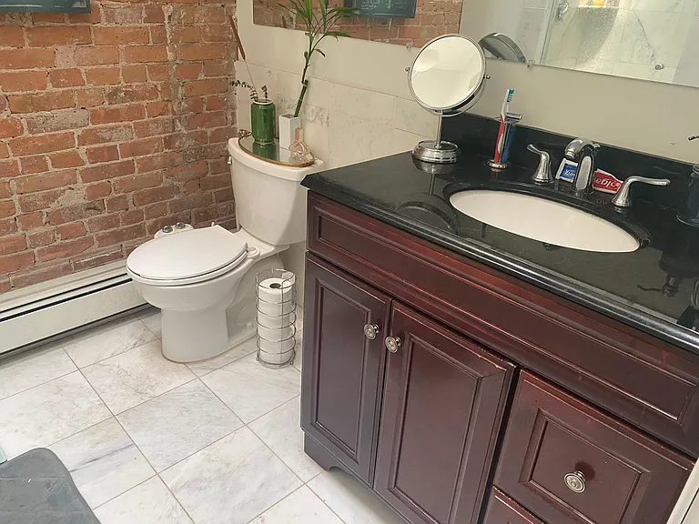518 Chapel St #3 — Photo 5