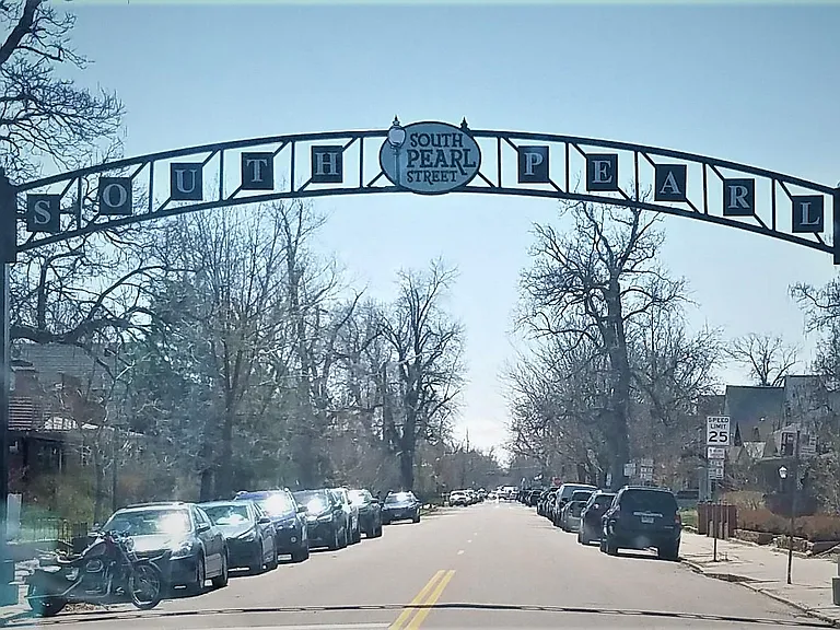 South Pearl 1 block away for great food, shops and Sunday Farmer's Market