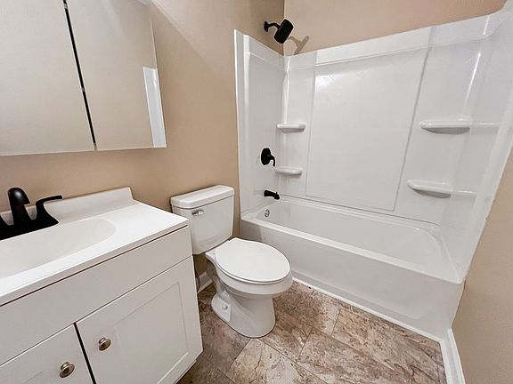 4th image of 541 Glenview Dr