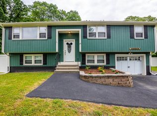 77 Catherine Dr, Abington, MA 02351