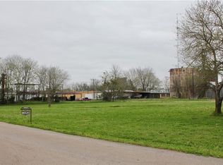 408 Giddings St, Lexington, TX 78947
