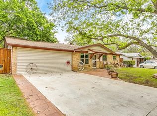 132 NW Wanda Way, Burleson, TX 76028