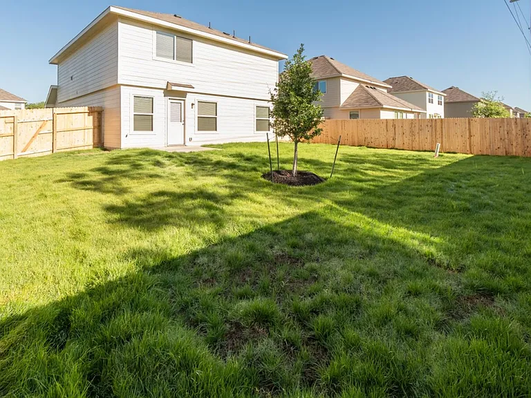 5022 War Horse Dr — Photo 5