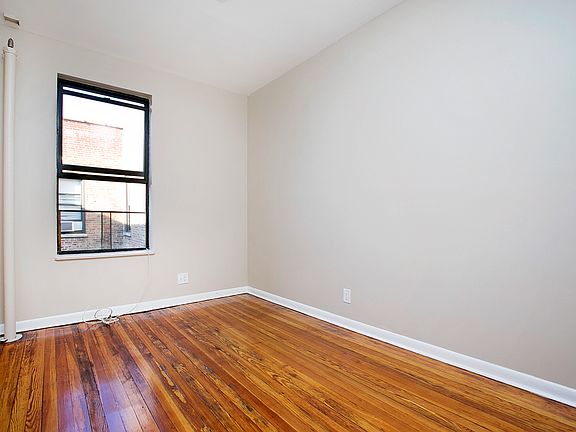 4th image of 180 Claremont Ave APT 22