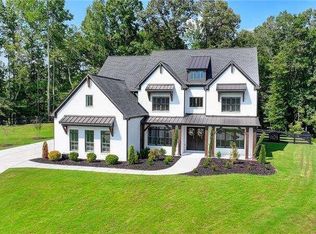 311 Peppermill Ln, Woodstock, GA 30188