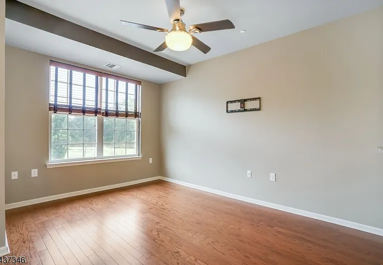 512 Waterview Ct — Photo 10