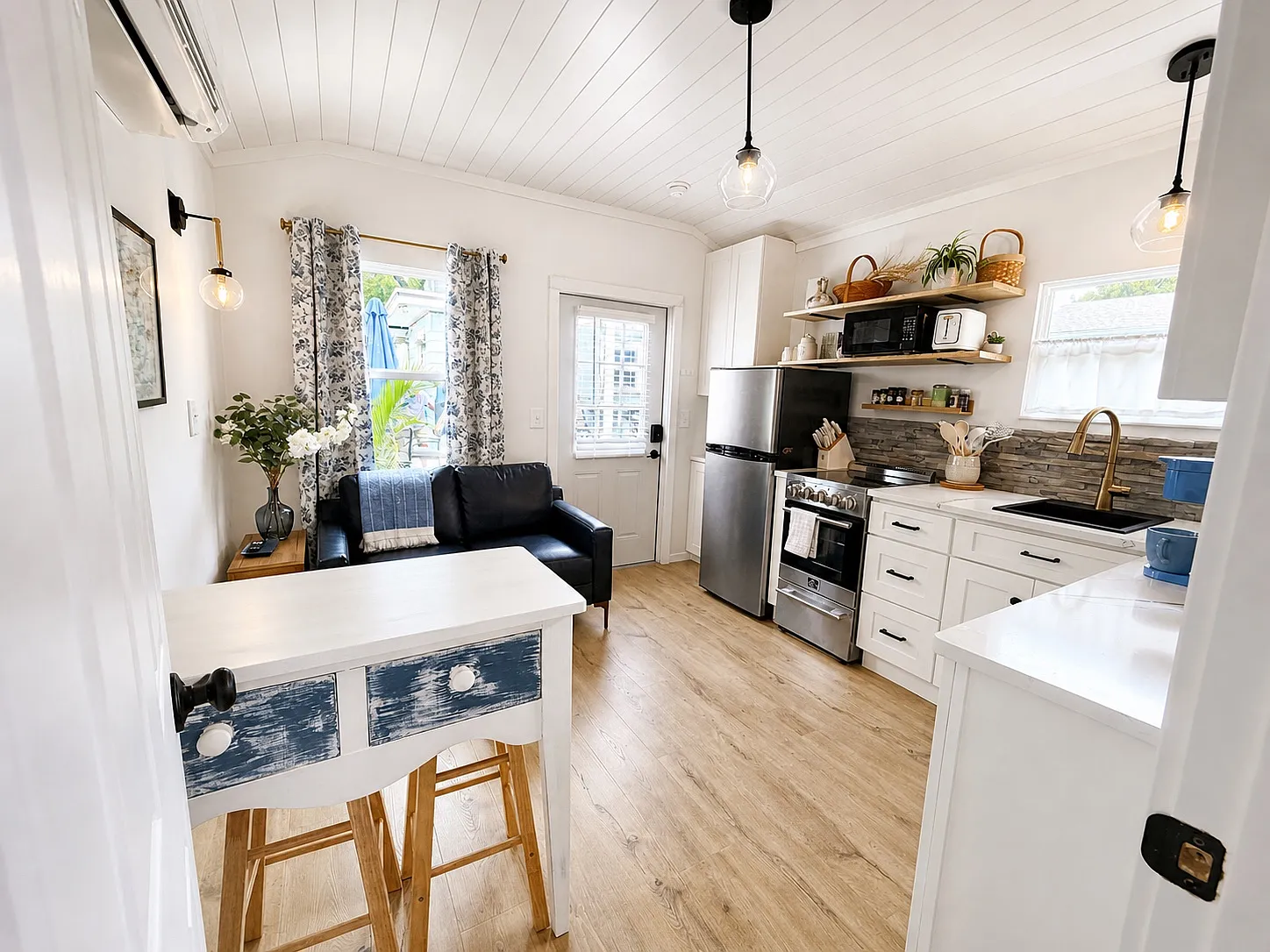1 bed, $1,900 — Photo 3
