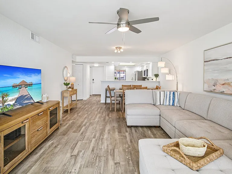 S Gulfview Blvd — Photo 2