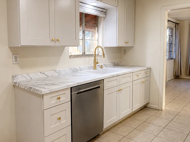 2308 N Richey Blvd — Photo 2
