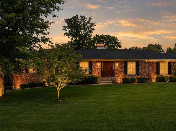 4074 Lake Pkwy, Hermitage, TN 37076