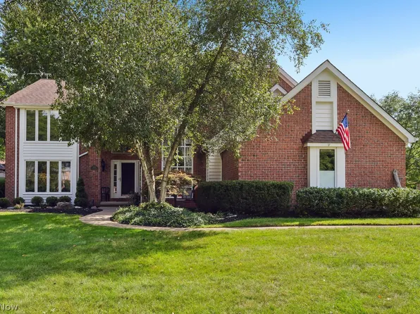 3685 Cinnamon Way, Westlake, OH 44145