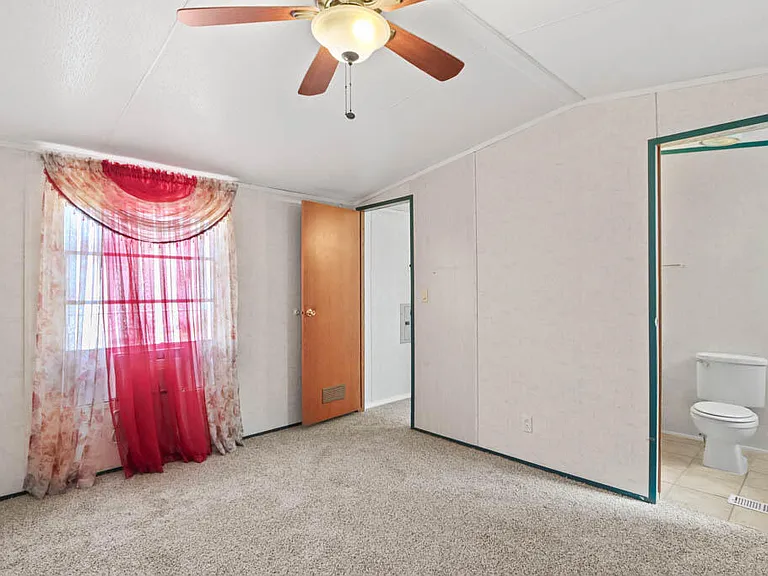 505 Ricky Zelt Dr — Photo 20