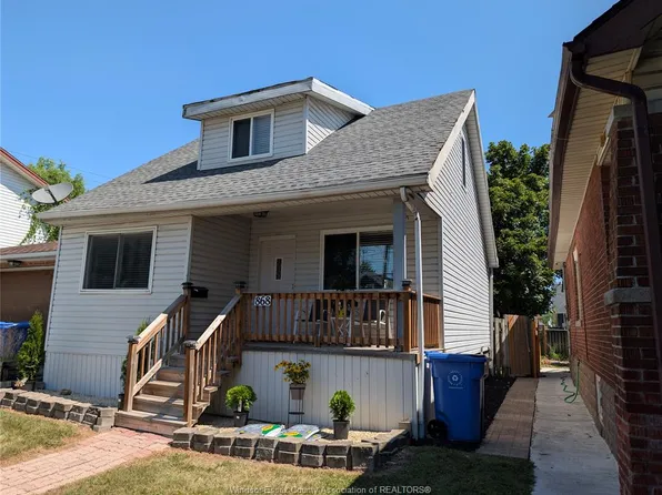 868 Elm Ave, Windsor, ON N9A 5H3