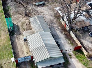 313 E 9th St, Clifton, TX 76634
