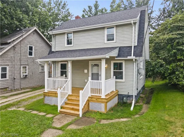 874 Wilmot St, Akron, OH 44306