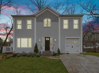 2776 Riverview Dr, Riva, MD 21140