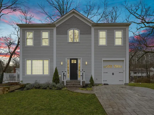 2776 Riverview Dr, Riva, MD 21140