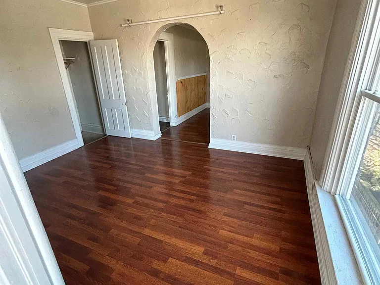 914 State St #3 — Photo 6