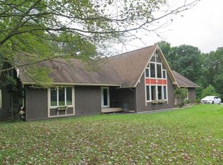 470 Kay Farm Rd, Saxton, PA 16678