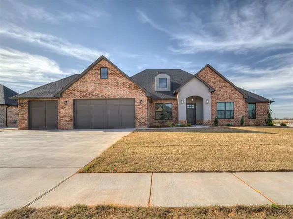 2218 W Cole Dr, Mustang, OK 73064