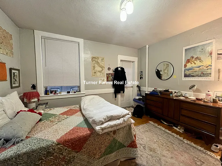 161 Endicott St — Photo 2
