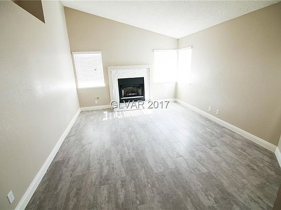 3rd image of 5754 Yerington Ave