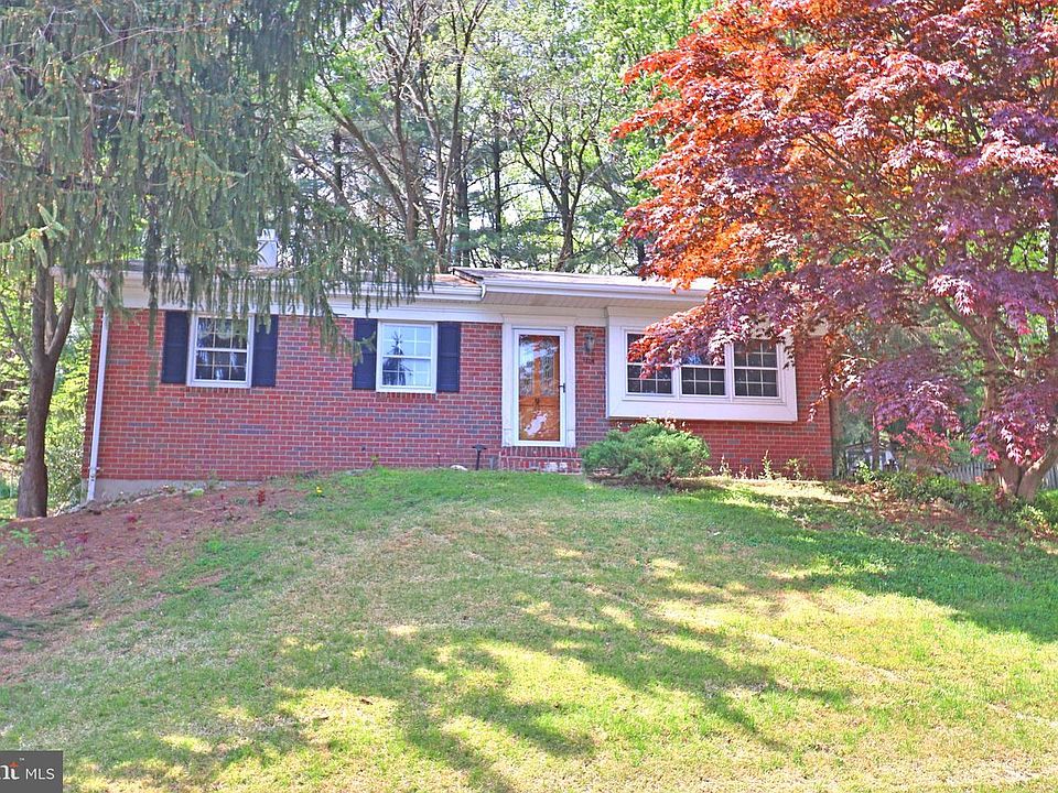 1st image of 1804 Bear Creek Dr