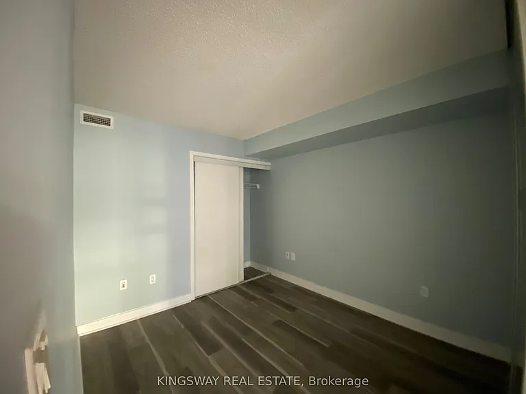 4 H Spadina Ave #1111 — Photo 14