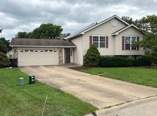 4 Calgary Ct, O'Fallon, MO 63366