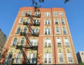 62-64 Forsyth Street in Lower East Side