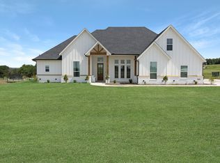 7065 Veal Station Rd, Weatherford, TX 76085